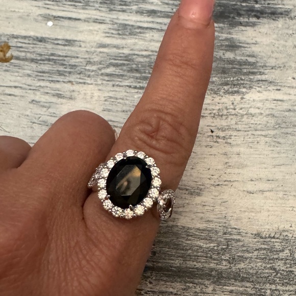 💍✨ OG RING LOT ALERT! ✨💍 - Picture 8 of 9